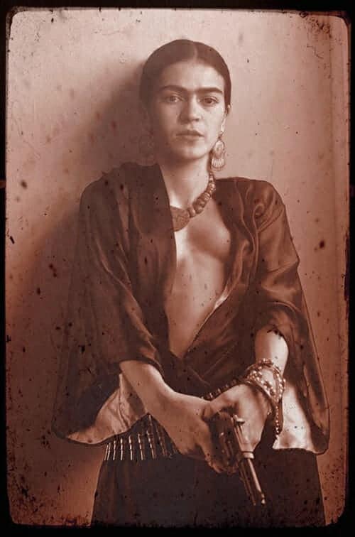 frida kahlo fake